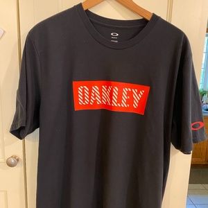 Men's Oakley T-shirt black with red/white logo
